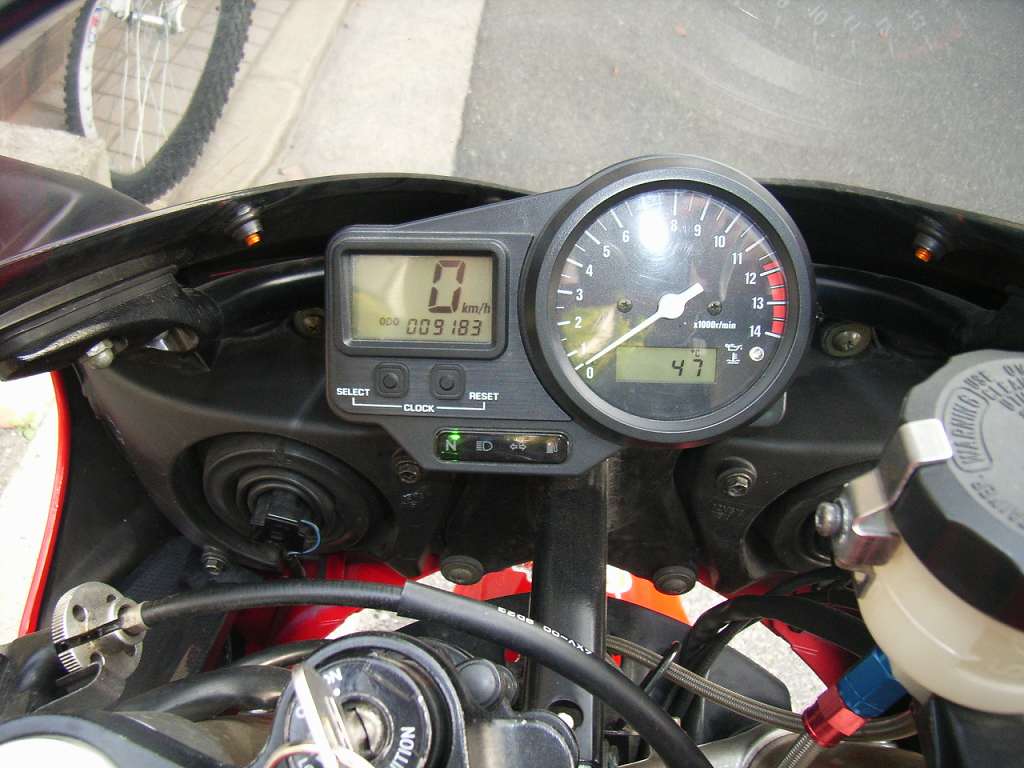 YAMAHA YZF-R1(’99)メーター類