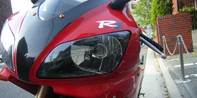 YAMAHA YZF-R1（’９９）