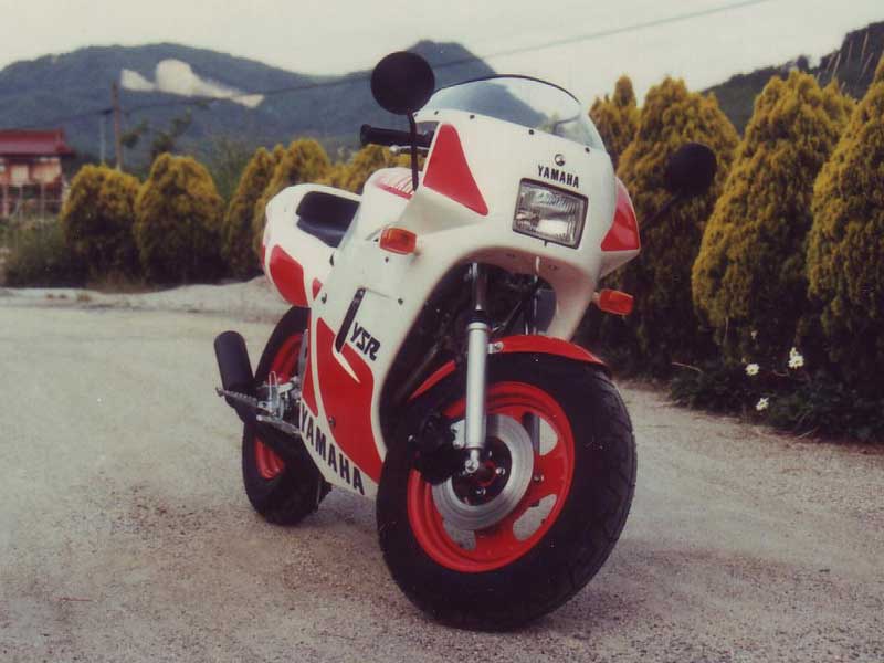 YAMAHA YSR50 (ストロボカラー)