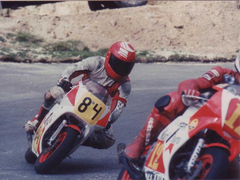 YAMAHA YSR80(ストロボカラー)