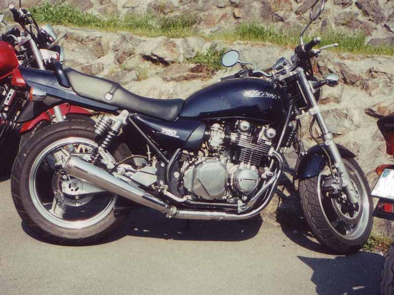 KAWASAKI ZEPHYR750