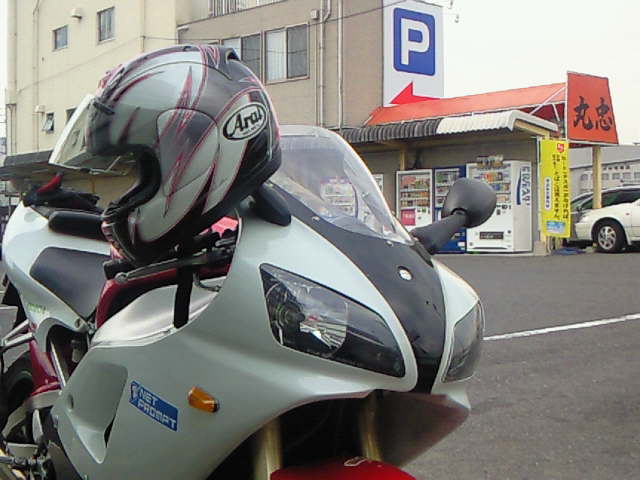 うどんの丸忠でPUYOさんを待つ。 | YZF-R1日記