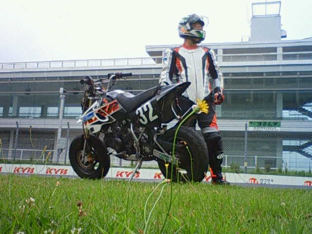 実はこのとき痛みで吐き気と格闘中 | YZF-R1日記