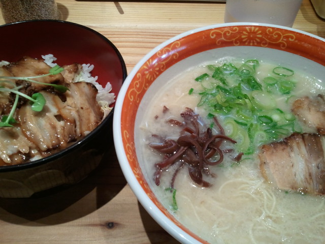 今日から博多出張ばい!